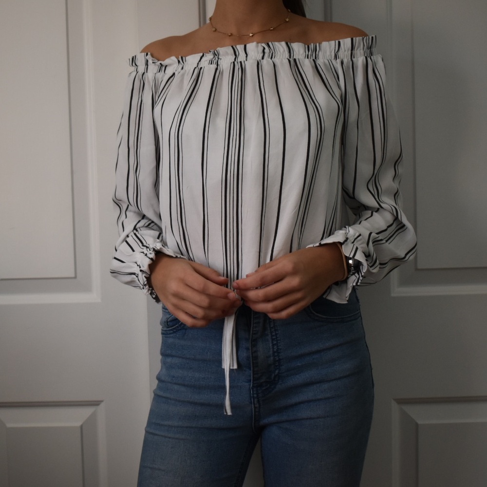 ❌SOLD❌ Striped Off The Shoulder Blouse